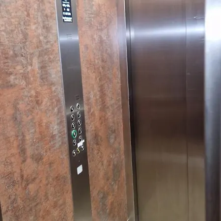 Arc Elysees Hotel 3*