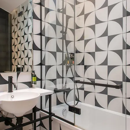 Arc Elysees 3* Paris