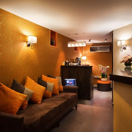 Hotel Arc Elysees 3*