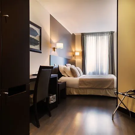 Arc Elysees 3* Paris