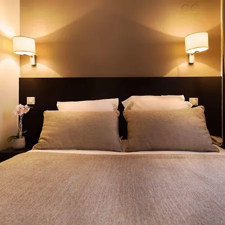 Hotel Arc Elysees Paris