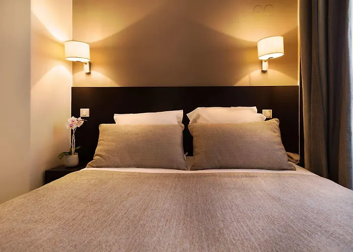 Hotel Arc Elysées Paris