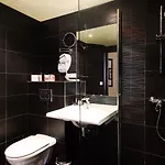 Hotel Arc Elysees
