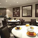 Arc Elysees 3*