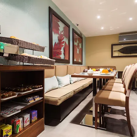 아크 엘리제 호텔