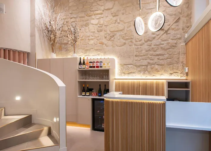 Hotel Arc Elysees Paris