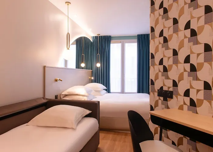 Arc Elysees Hotel 3*