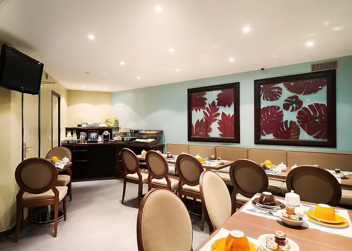 Hotel Arc Elysées Parigi