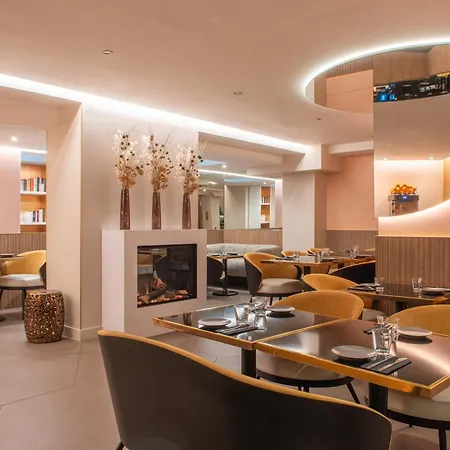 Arc Elysees Hotell