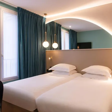 Arc Elysees Hotell 3*