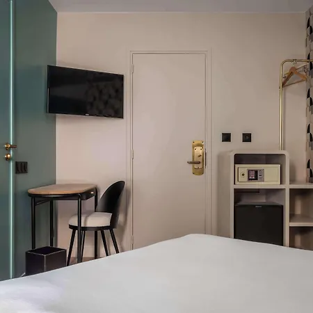 Hotell Arc Elysees 3*