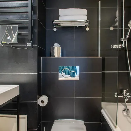 Arc Elysees 3* Paříž