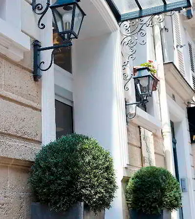 Arc Elysées 3*