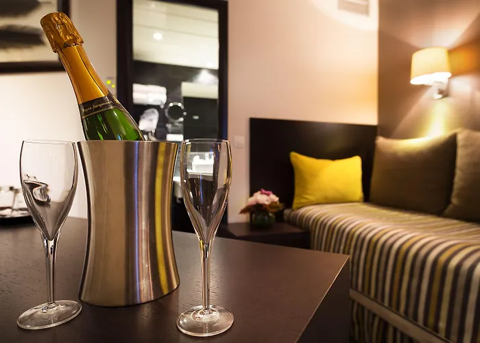 מלון Arc Elysees